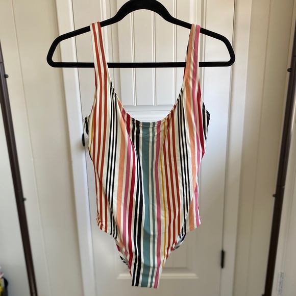 VGUC | Madewell | Second Wave Scoop Tank Swimsuit - Picture 3 of 13